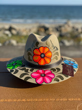 Load image into Gallery viewer, Hand Painted Hat, Painted Straw Hat, Straw Hat, Mexican Hat, Panama Hat, Summer Hat, Beach Hat, Men and Woman Hat